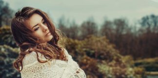 Zioła w domowej doniczce – proces przygotowywania