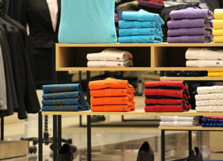 O czym powinniśmy pamiętać przy zakupie ubrań?
