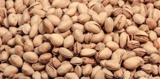 Jak zrobić chipsy z jarmużu na patelni?